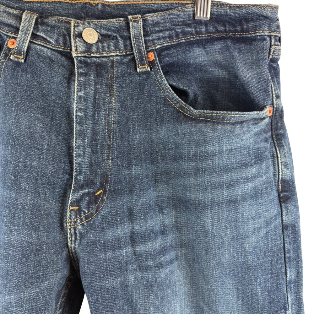 Levi's 505 Regular Fit Jeans Mens 34x30 Blue Medium Wash Straight Leg 00505-2111